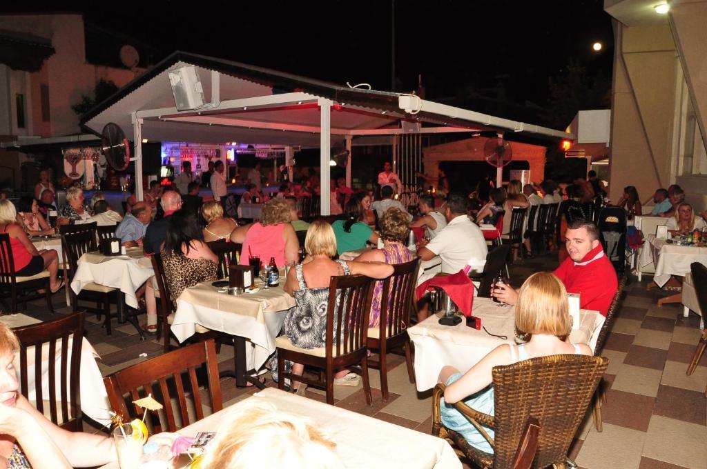 Selen Apart İçmeler Exterior foto