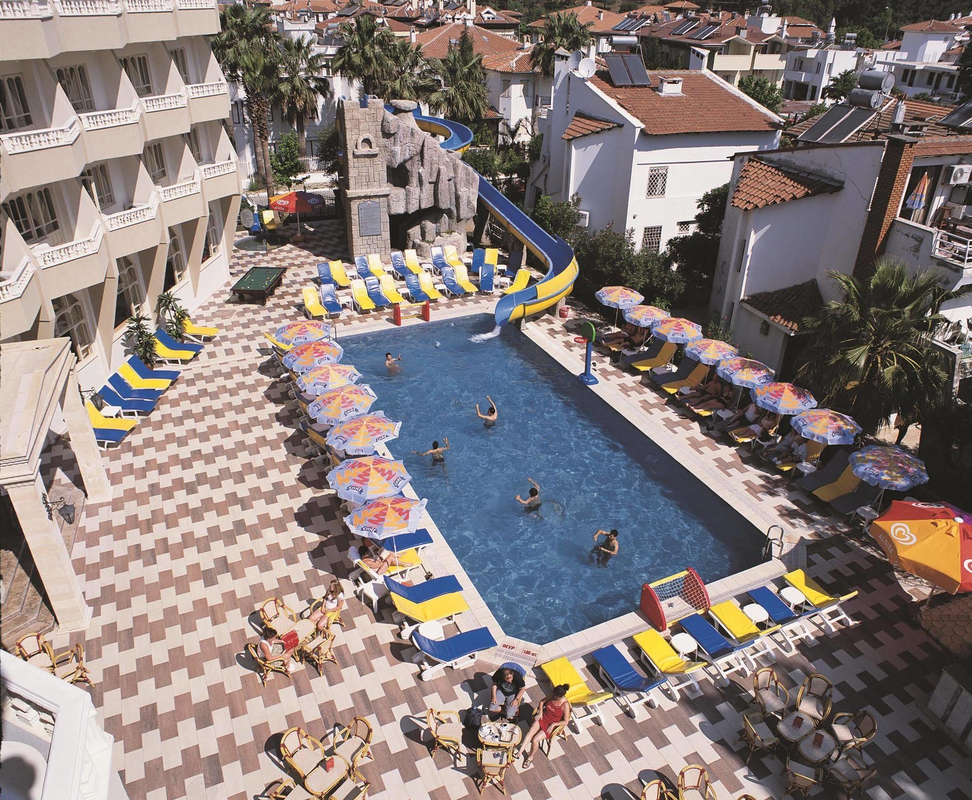 Selen Apart İçmeler Exterior foto