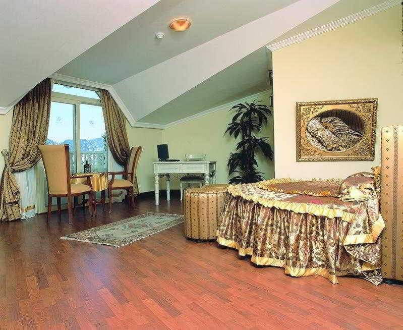 Selen Apart İçmeler Exterior foto
